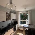 2-room By Telliskivi & Old Town, Free Private Parking * Tallin