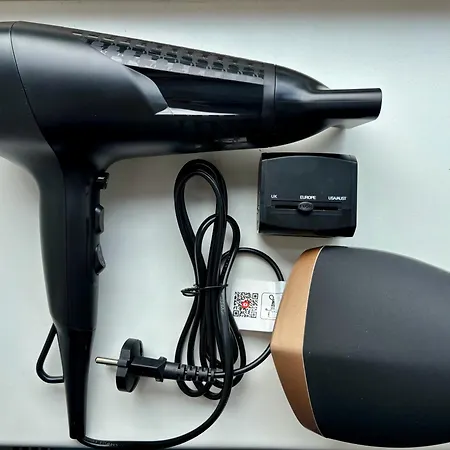 2-room By Telliskivi & Old Town, Free Private Parking شقة