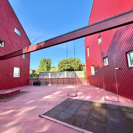 2-room By Telliskivi & Old Town, Free Private Parking * 탈린