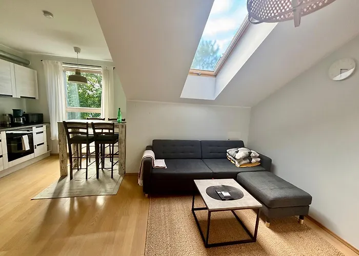 2-room By Telliskivi & Old Town, Free Private Parking * Ταλίν