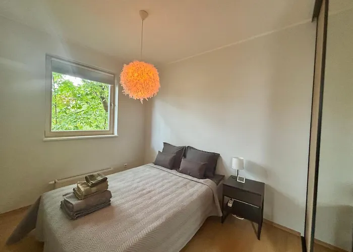 Daire 2-room By Telliskivi & Old Town, Free Private Parking Tallinn