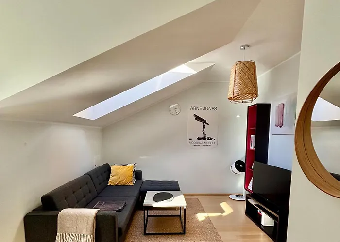 2-room By Telliskivi & Old Town, Free Private Parking דירה