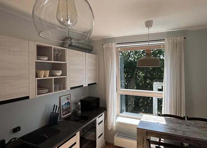 2-room By Telliskivi & Old Town, Free Private Parking * Reval